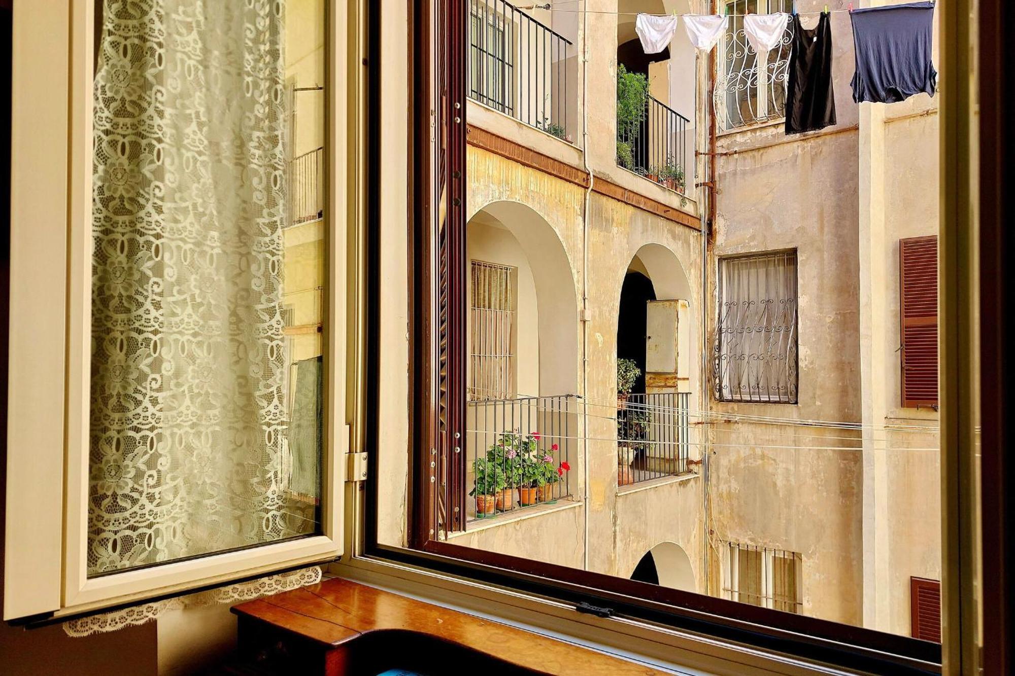1 Bd With Balcony San Giovanni By Halldis Řím Exteriér fotografie
